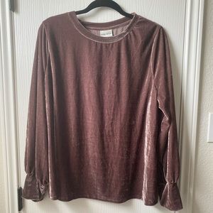 Mauve sweater/sweatshirt